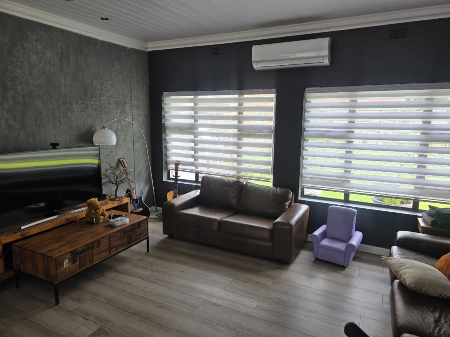 To Let 3 Bedroom Property for Rent in Naudeville Free State